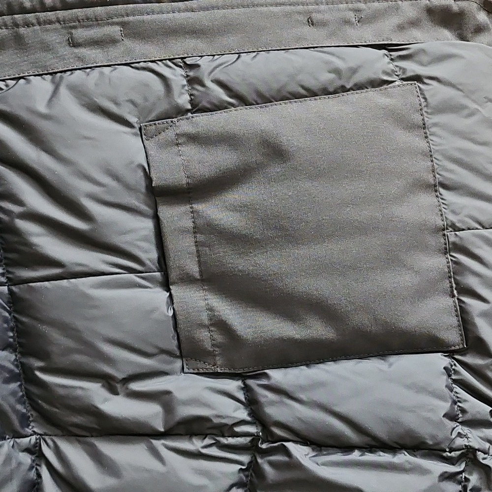 CANADA GOOSE  Kensington Down Parka Jacket In Size M. - Picture 12 of 16